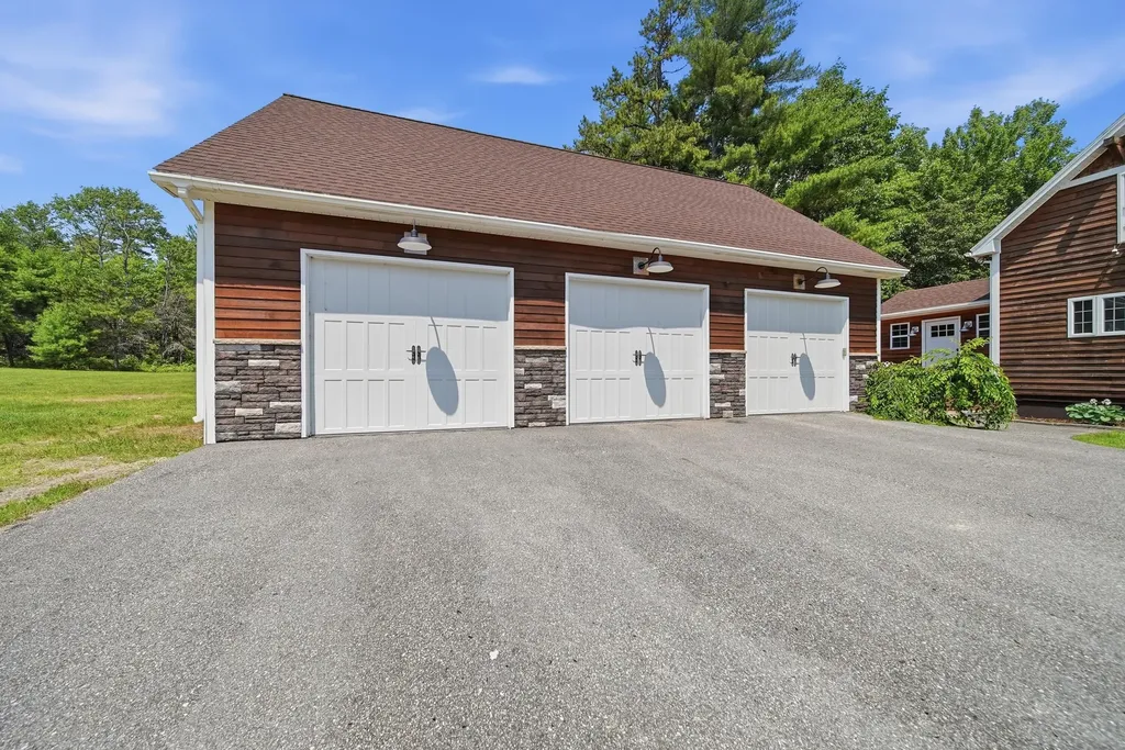 81 Pigeon Brook Road Baldwin ME 04091