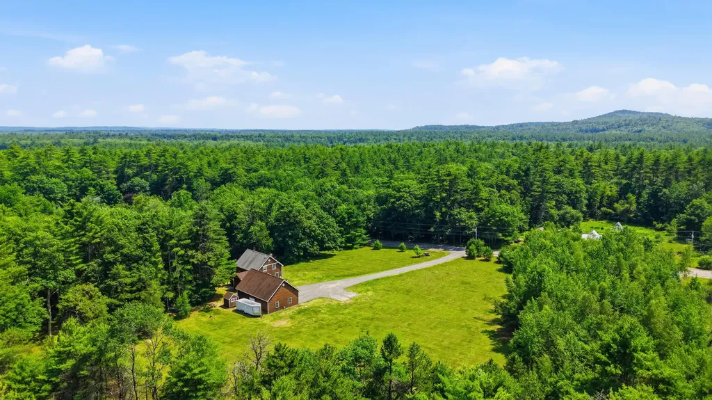 81 Pigeon Brook Road Baldwin ME 04091