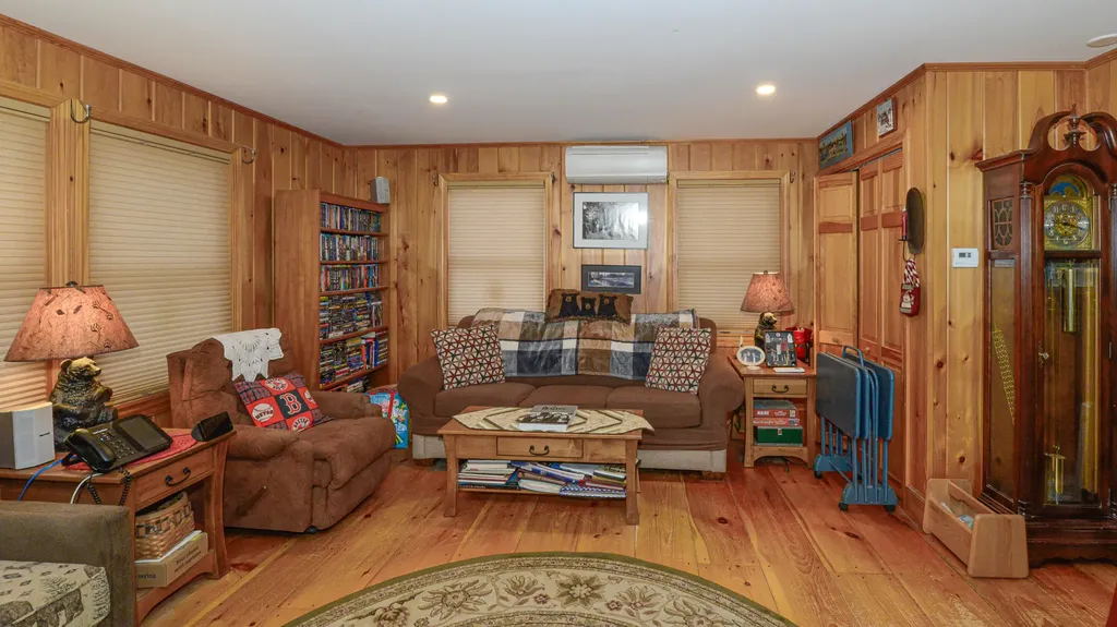 12 Bramble Road Bridgton ME 04009