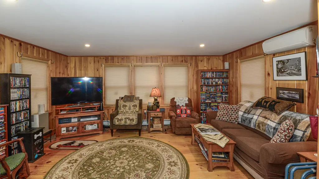 12 Bramble Road Bridgton ME 04009