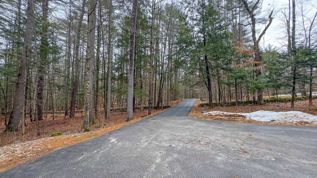12 Bramble Road Bridgton ME 04009