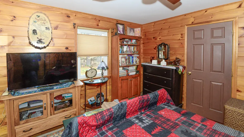 12 Bramble Road Bridgton ME 04009