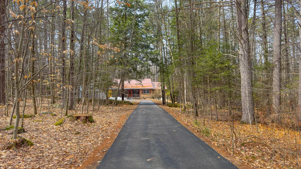 12 Bramble Road Bridgton ME 04009