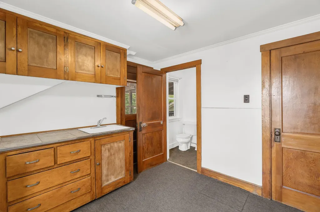 1150 Lisbon Street Lewiston ME 04240