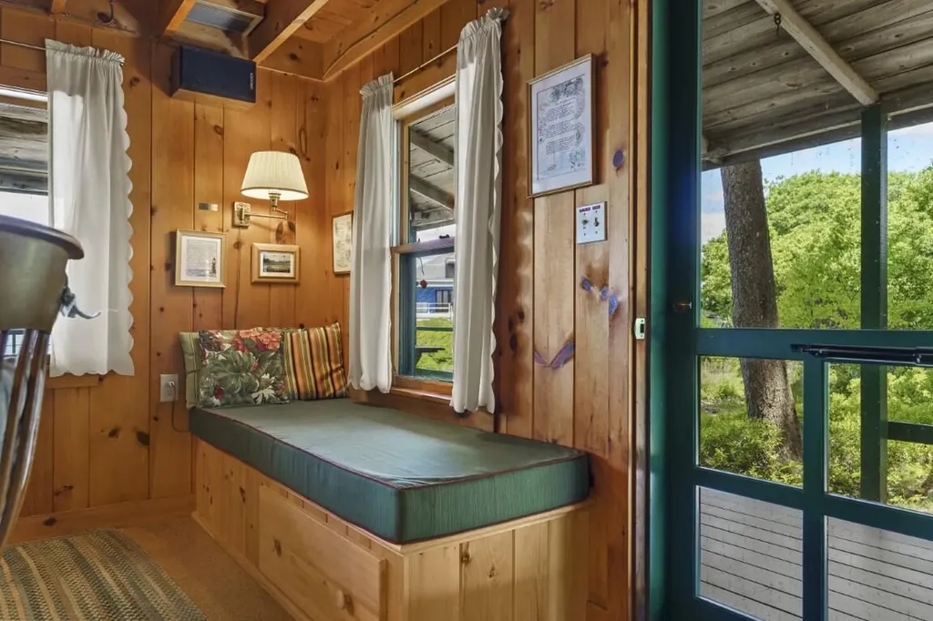 236 Dogfish Head Road Southport ME 04576