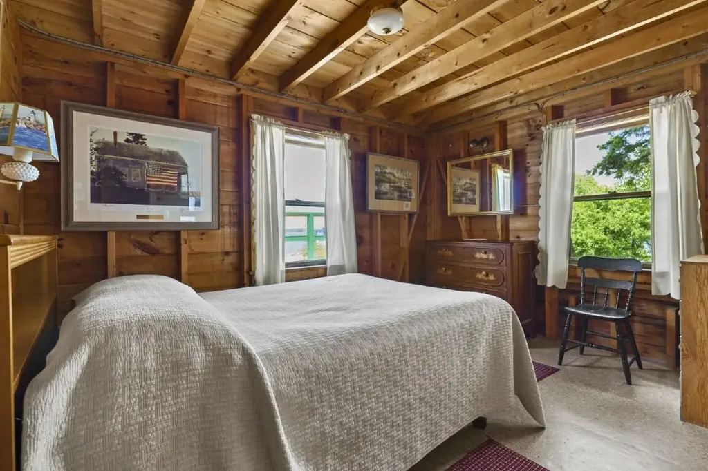 236 Dogfish Head Road Southport ME 04576