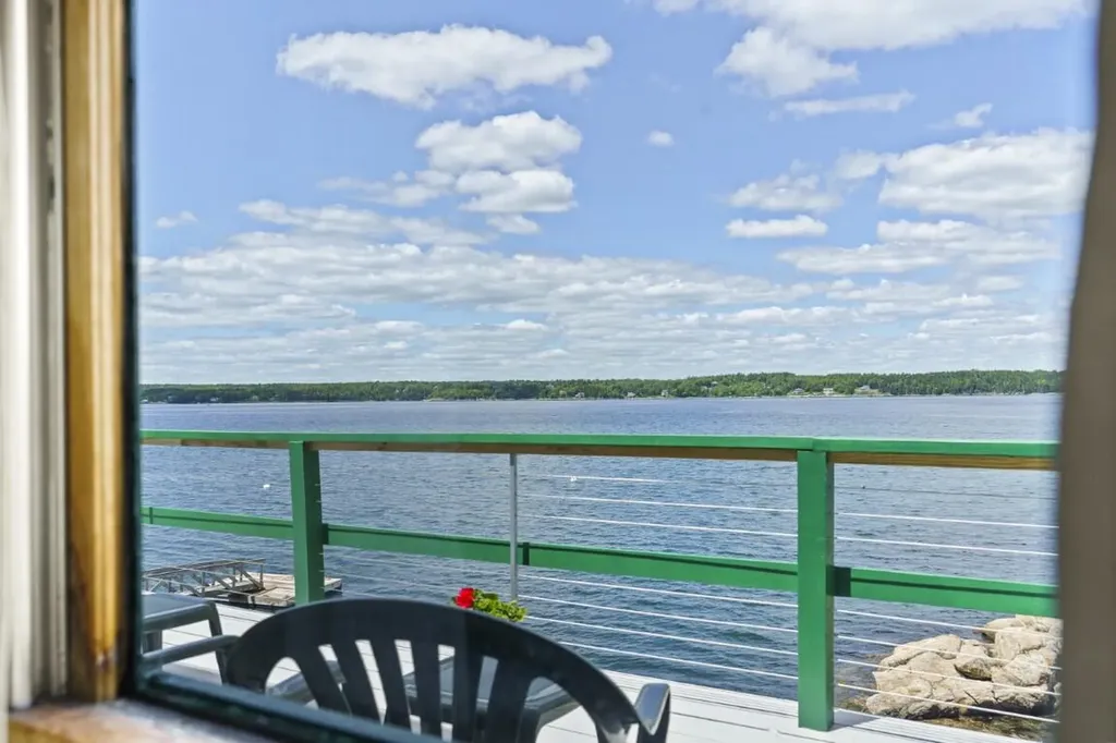 236 Dogfish Head Road Southport ME 04576