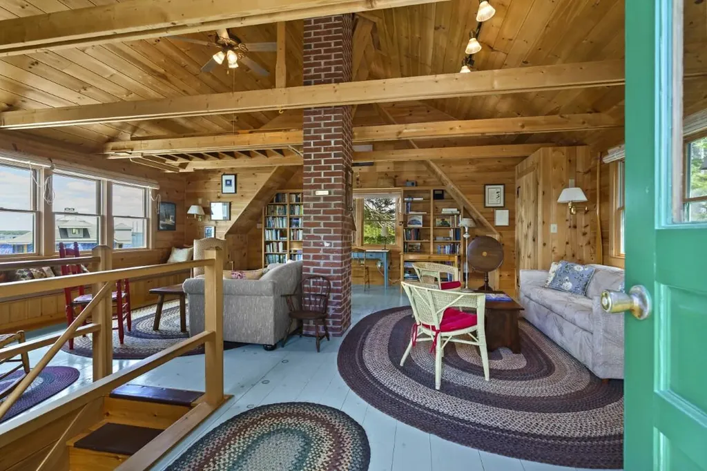 236 Dogfish Head Road Southport ME 04576