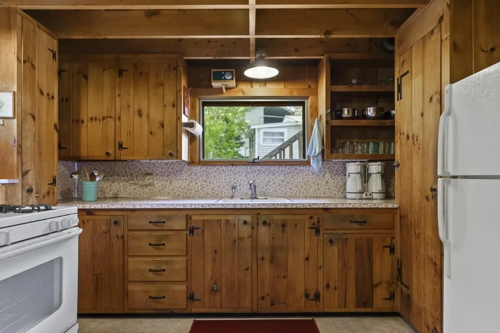 236 Dogfish Head Road Southport ME 04576