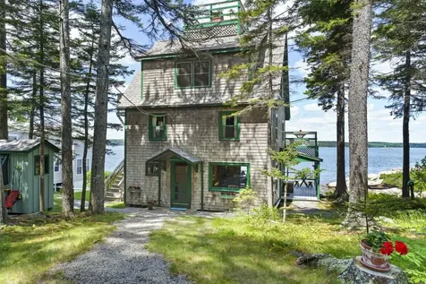 236 Dogfish Head Road Southport ME 04576