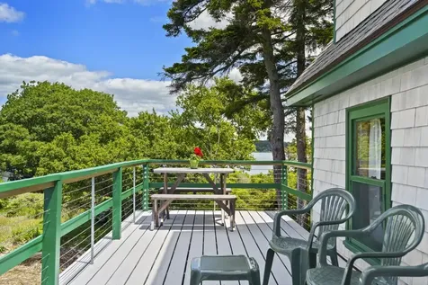 236 Dogfish Head Road Southport ME 04576
