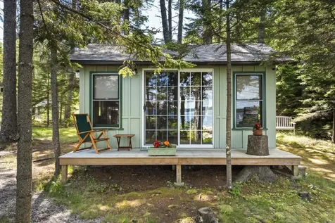 236 Dogfish Head Road Southport ME 04576