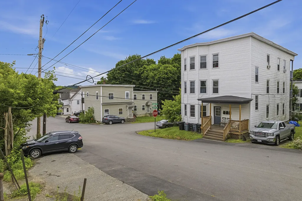 20 Summer Street Lewiston ME 04240