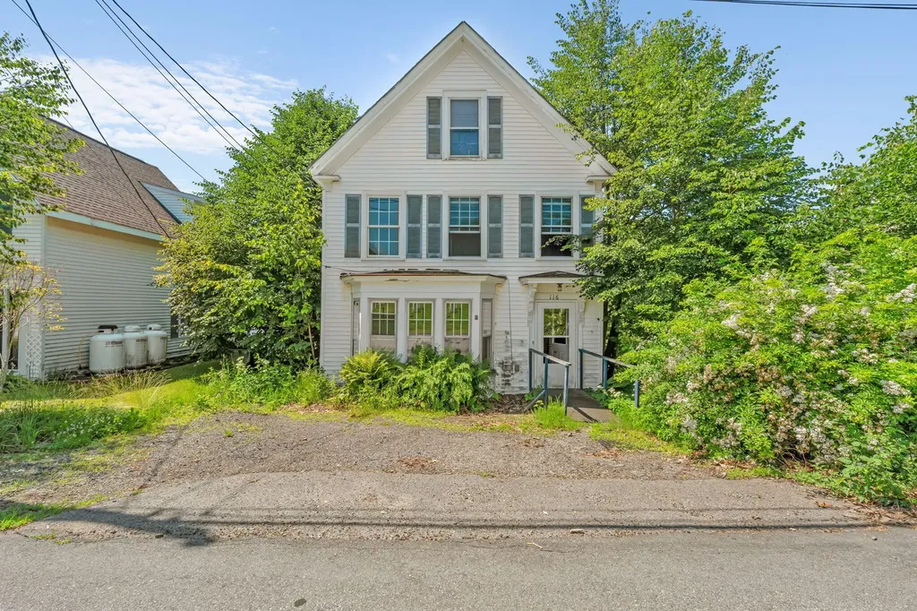 116 Franklin Street Bucksport ME 04416