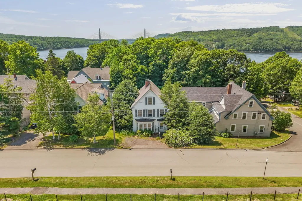 116 Franklin Street Bucksport ME 04416