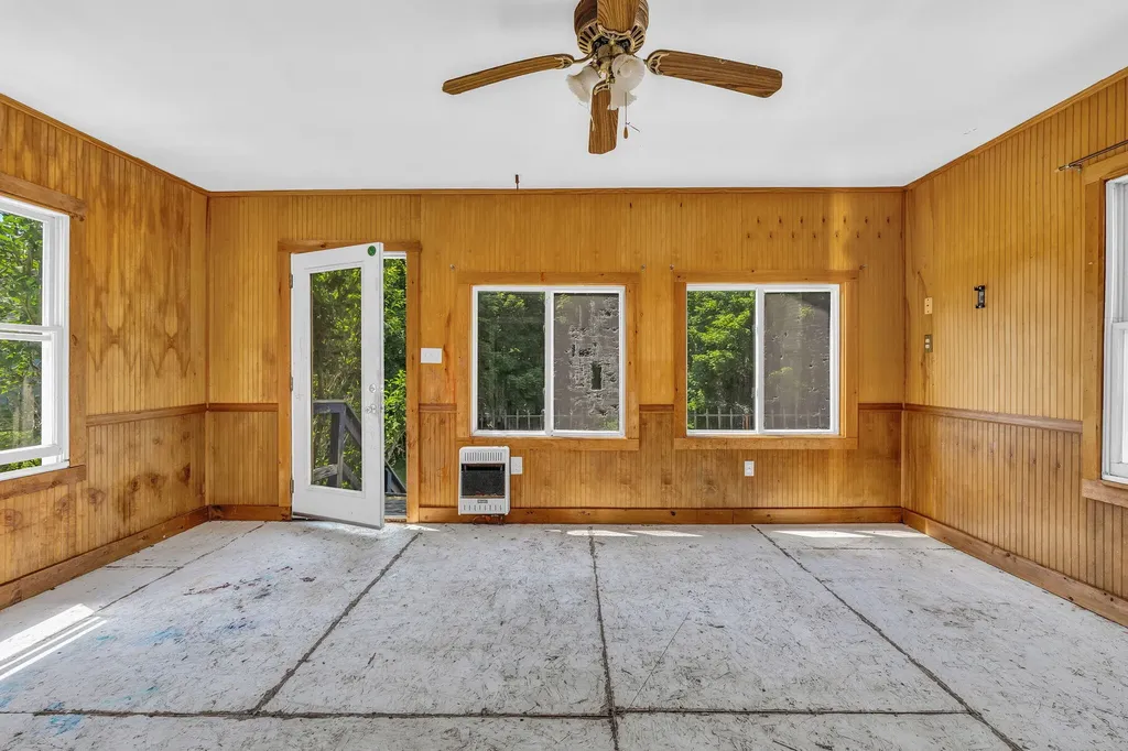 116 Franklin Street Bucksport ME 04416
