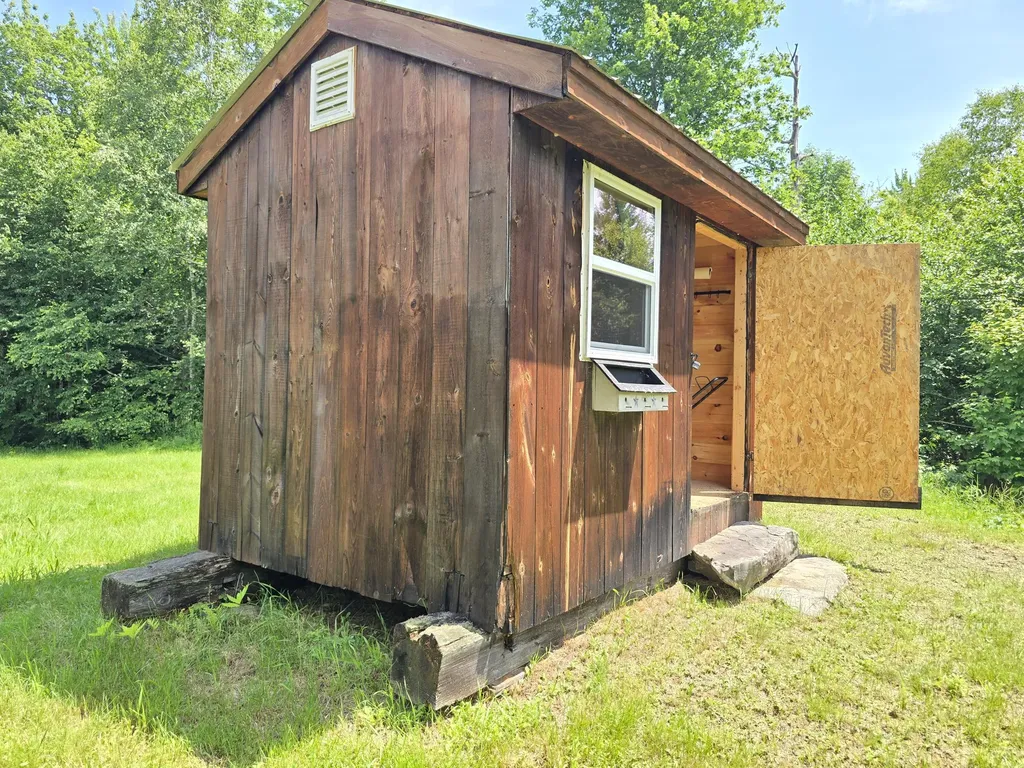 60 Riley Road Mexico ME 04257