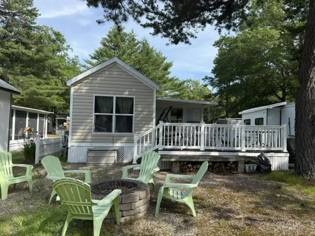 1 Robinson Way Kennebunk ME 04043