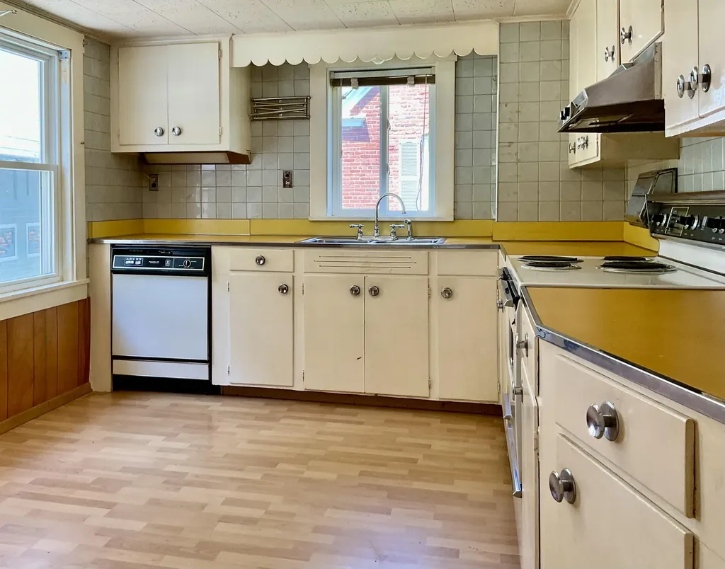 18 Valley Road Bath ME 04530
