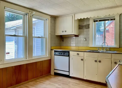 18 Valley Road Bath ME 04530