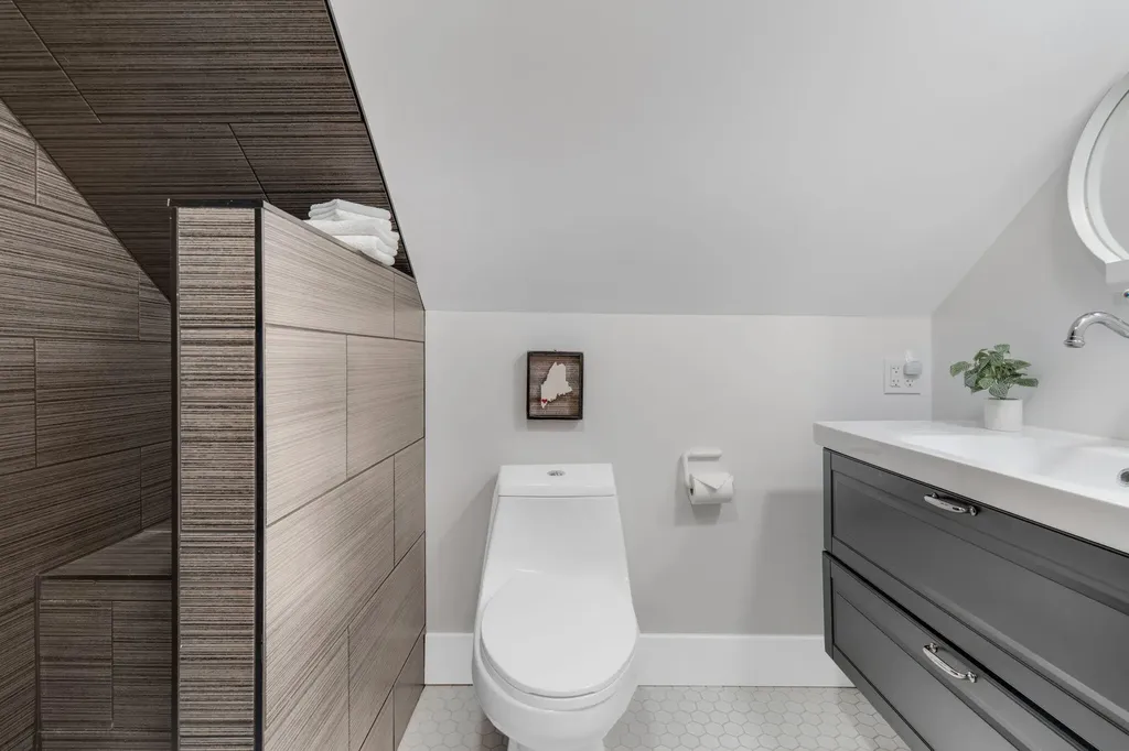46 Augusta Road Rome ME 04963