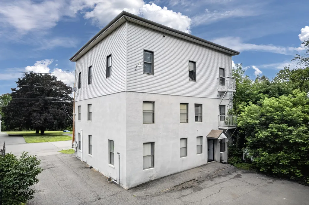117 Mill Street Orono ME 04473