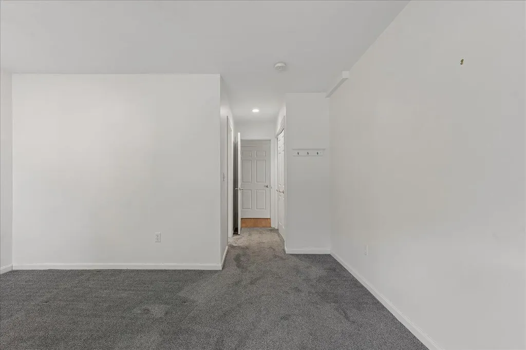 51 Dockside Lane Belfast ME 04915