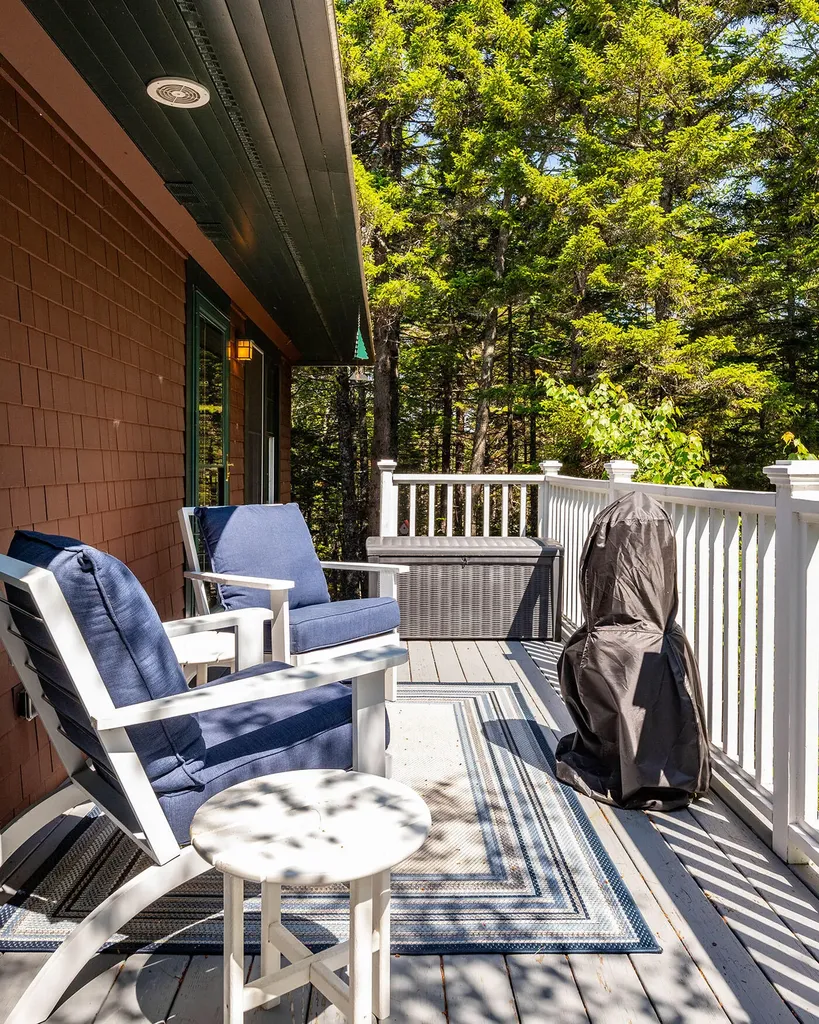 35 Osprey Circle Lincolnville ME 04849