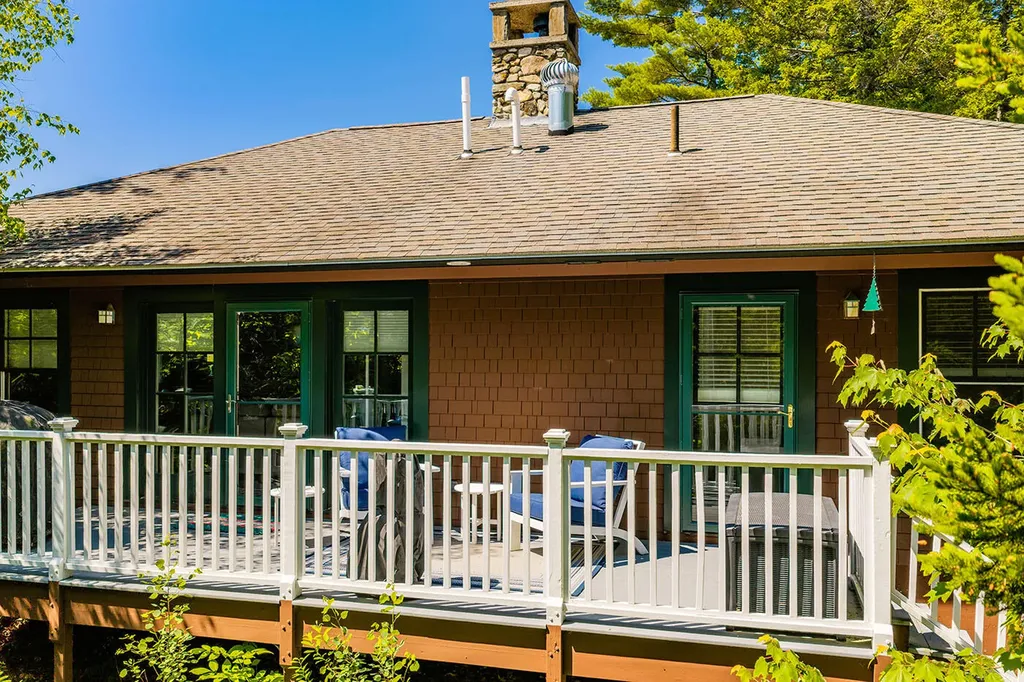 35 Osprey Circle Lincolnville ME 04849
