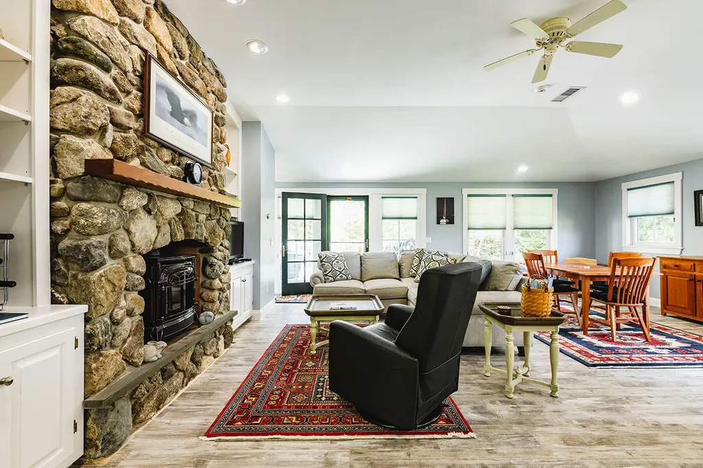 35 Osprey Circle Lincolnville ME 04849