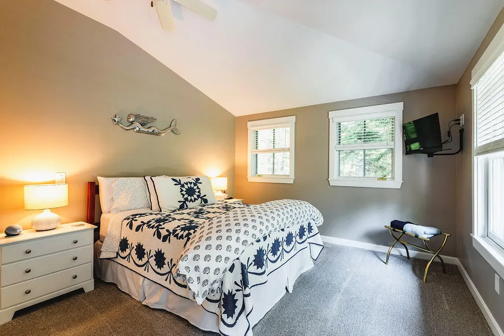 35 Osprey Circle Lincolnville ME 04849