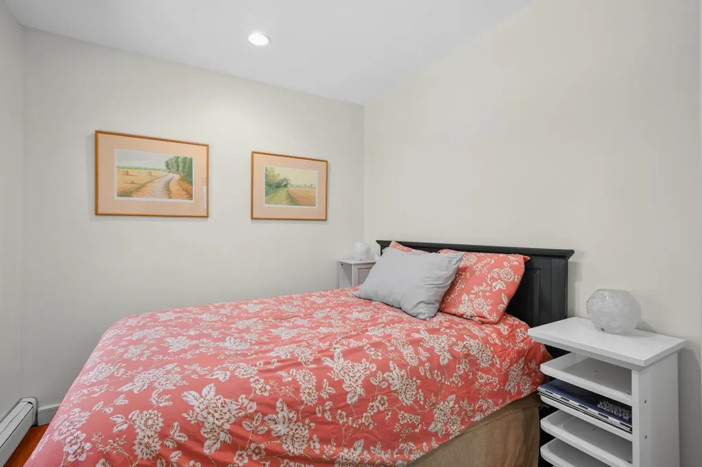 60 Ledgewood Drive Yarmouth ME 04096