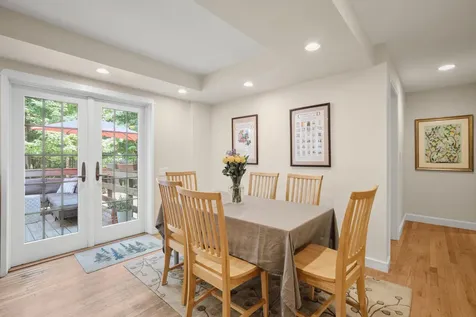 60 Ledgewood Drive Yarmouth ME 04096