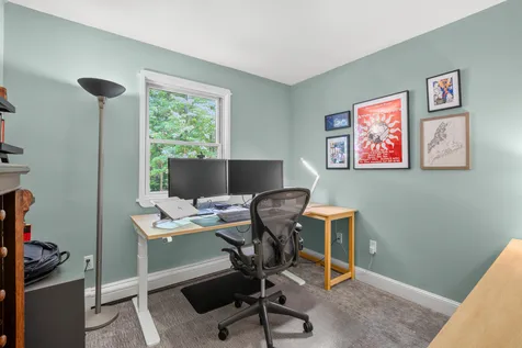 60 Ledgewood Drive Yarmouth ME 04096