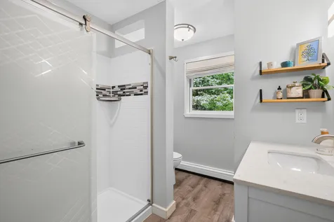 60 Ledgewood Drive Yarmouth ME 04096
