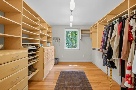 60 Ledgewood Drive Yarmouth ME 04096