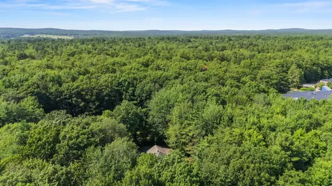 60 Ledgewood Drive Yarmouth ME 04096