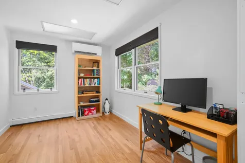60 Ledgewood Drive Yarmouth ME 04096