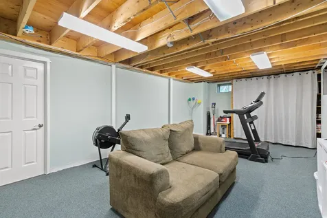 60 Ledgewood Drive Yarmouth ME 04096