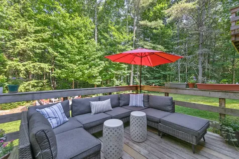 60 Ledgewood Drive Yarmouth ME 04096