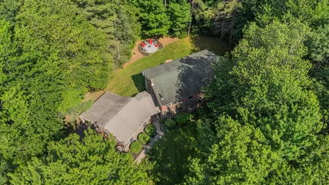 60 Ledgewood Drive Yarmouth ME 04096