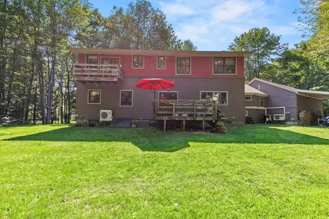 60 Ledgewood Drive Yarmouth ME 04096