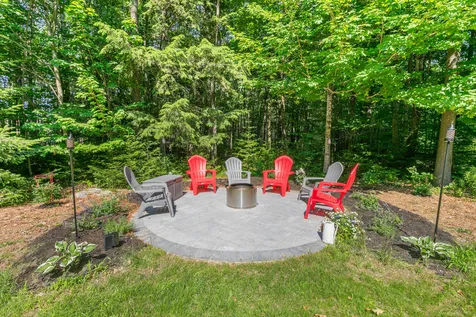 60 Ledgewood Drive Yarmouth ME 04096