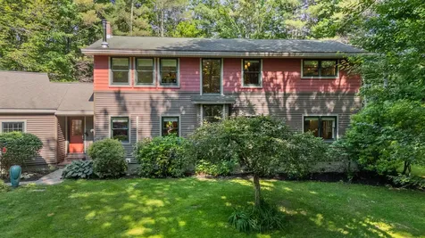 60 Ledgewood Drive Yarmouth ME 04096