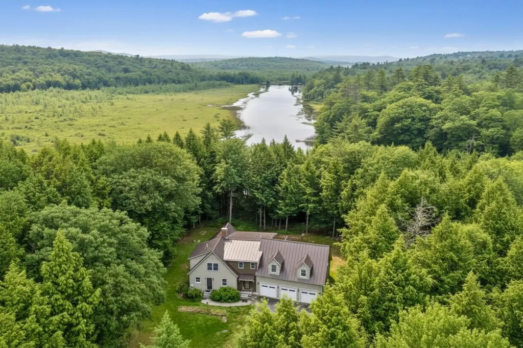 60 Marble Point Road Mount Vernon ME 04352
