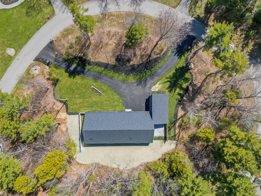 2 Woodside Meadow Road Eliot ME 03903
