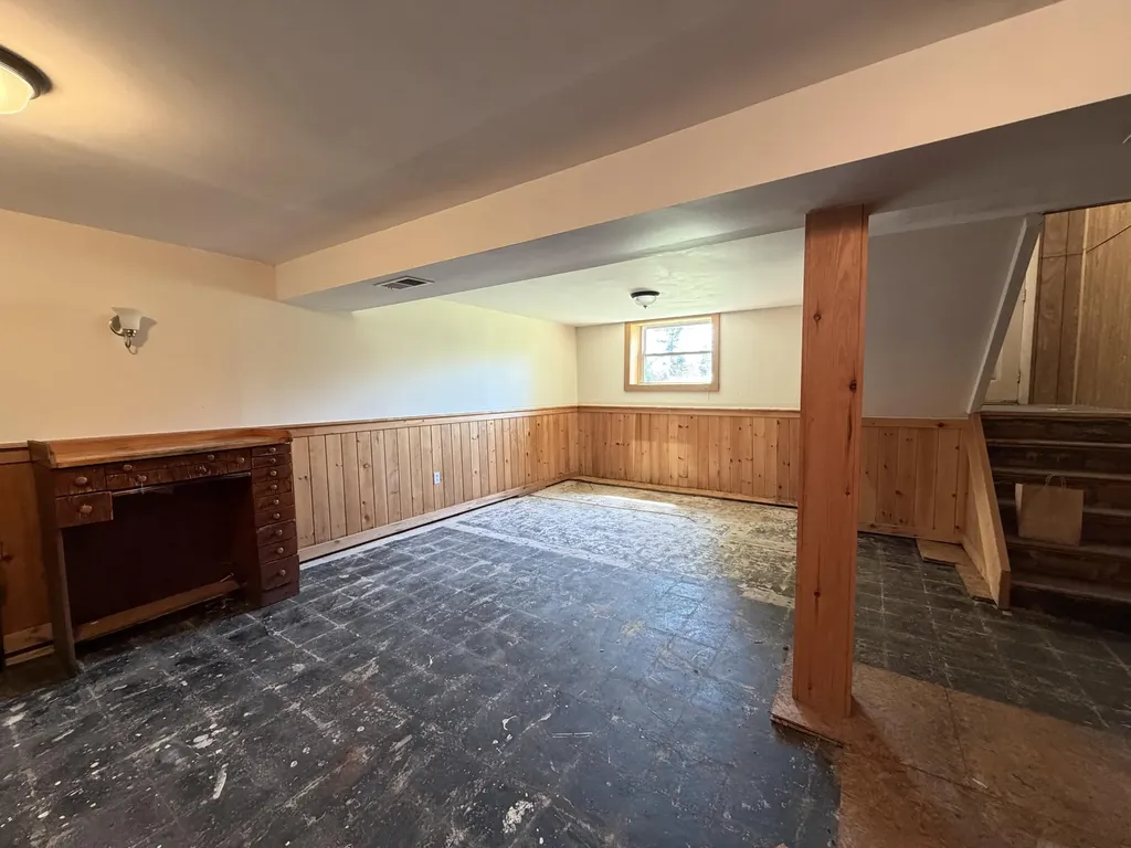 94 Stillwater Avenue Orono ME 04473