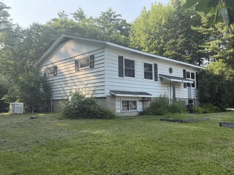 94 Stillwater Avenue Orono ME 04473