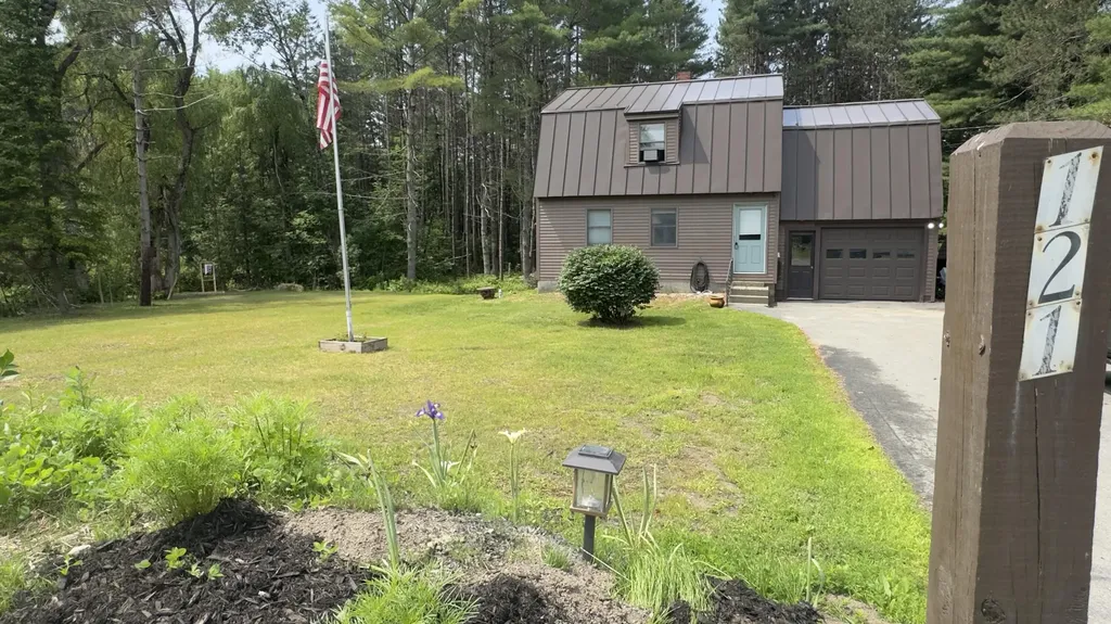 121 Knowlton Corner Road Farmington ME 04938