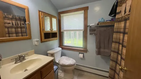 121 Knowlton Corner Road Farmington ME 04938